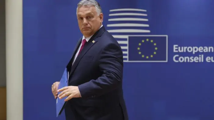 Orbán Viktor megvétózta és blokkolta a 43 milliárd fontnyi EU-s segélyt Ukrajnának, azután, hogy megállapodás született a tagsági tárgyalások megkezdéséről Kijevvel