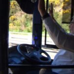 Az Egyesült Királyság első vezető nélküli busza megkezdte az utasok szállítását