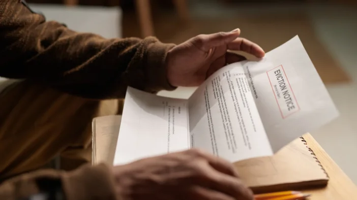 Nincsenek biztonságban az albérletben élők Nagy-Britanniában - ezreket lakoltatnak ki indoklás nélkül Nincsenek biztonságban az albérletben élők Nagy-Britanniában - ezreket lakoltatnak ki indoklás nélkül