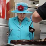 Az angol királynő szakácsot keres a Buckingham palotába, de a fizetésről igencsak megoszlanak a vélemények