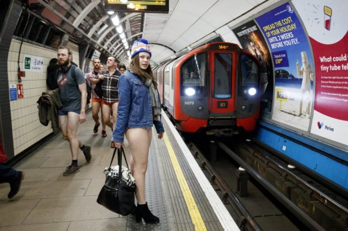 Ilyen volt a Nadrág nélkül metrózás napja 2018-ban Londonban, képekben 15