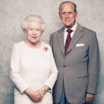 Az angol királynő ma újabb rekordot döntött meg: egész Nagy-Britannia gratulál az évforduló alkalmából