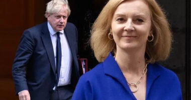 „Azonnali segítség jön a Nagy-Britanniában élőknek, ha megválasztanak” – a fő esélyes brit miniszterelnök jelölt legfrissebb bejelentése