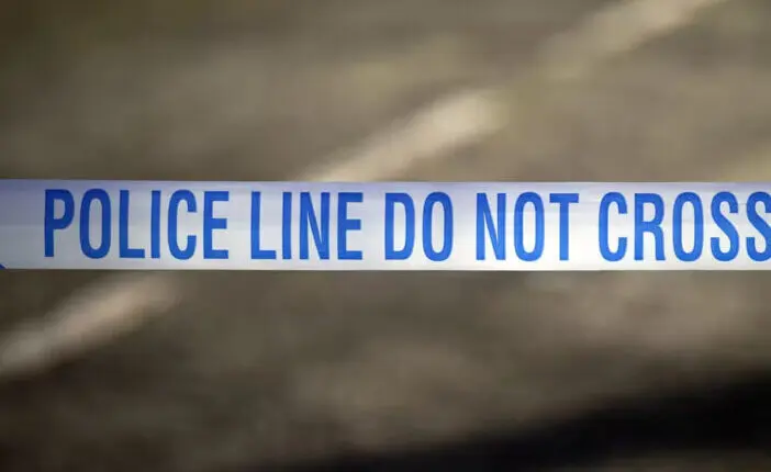 Az utcán próbált meg megverni és megerőszakolni egy nőt egy 23 éves fiatal Londonban 10