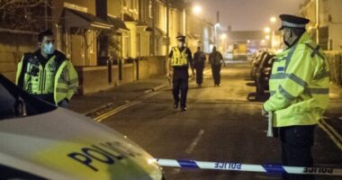 A rendőrök lőttek le egy férfit hajnalban Dél-Angliában, egy vitát követően