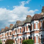 Mostantól törvény védi az albérlőket Nagy-Britanniában, amivel sokan évi több száz fontot spórolnak