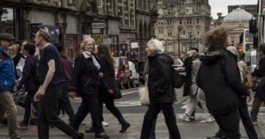 Ezeken a területeken a legsúlyosabb a megélhetési válság Nagy-Britanniában – kiderült, hol nőnek és hol csökkennek a jövedelmek a leggyorsabban