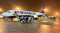 Brutál Ryanair akció: filléres jegyek Angliából és Magyarországról is csak 3 napig