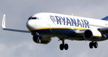 Hatalmas mínuszban a Ryanair, és egy friss változtatás a brit kormánytól a karantén kapcsán