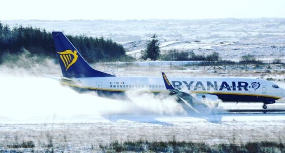 A Ryanair és a Jet2 is figyelmeztetést adott ki az utasoknak Nagy-Britanniában a hó és jég miatt 1