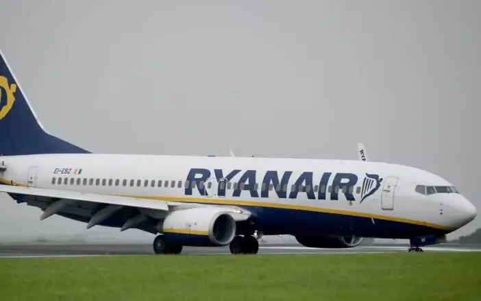 A Ryanair jelentősen csökkenti a járatai számát Nagy-Britannia legnagyobb repülőterein