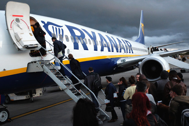 Akár 100,000 Ryanair utas is jogosult lehet több száz fontra a héten esedékes nagy sztrájk miatt 2