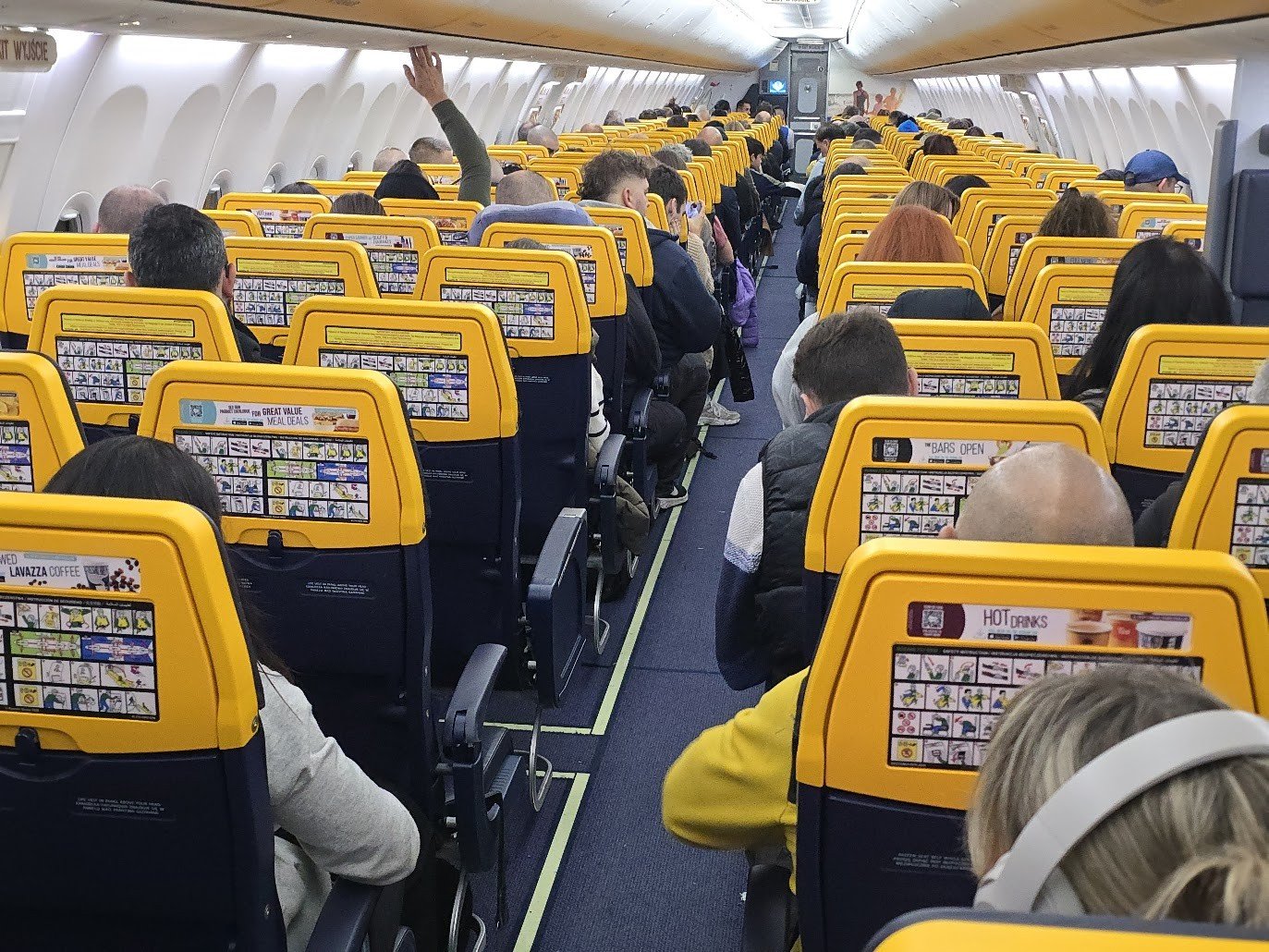 Vizsgálat indult a Ryanair ellen: fizetniük kell a szülőknek, hogy a gyermekeik mellett ülhessenek Vizsgálat indult a Ryanair ellen: fizetniük kell a szülőknek, hogy a gyermekeik mellett ülhessenek