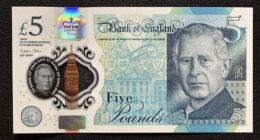 Egy £5-os bankjegy 2800 fontért kelt el – lehet, hogy nálad is ott lapul egy ilyen