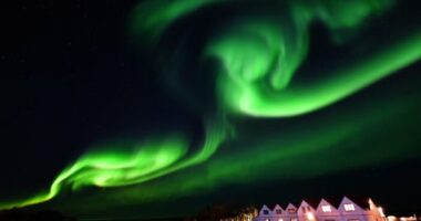 Ismét látható lesz MA a gyönyörű, ritka jelenség, a sarki fény Nagy-Britannia egy jelentős részén