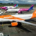 Hatalmas káosz London egyik legnagyobb repülőterén – egy csomó légitársaság, köztük a Wizz Air járatait is törölték