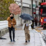 Újabb heves esőzés és viharos, helyenként 100 km/h sebességű széllökések érik el Nagy-Britanniát