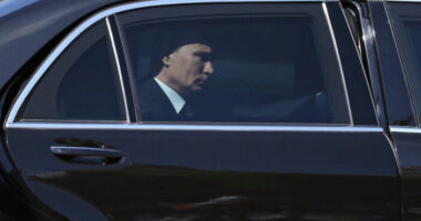 Megpróbálták meggyilkolni Putyint, az oroszok pedig most még az eddiginél is jobban el akarják zárni a gázcsapot Európa irányába