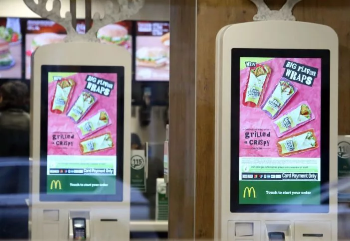 Emberi ürülék nyomait találták minden McDonald's-os érintőképernyőn Angliában, amiről mintát vettek 5