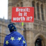Ennyibe került eddig minden Nagy-Britanniában dolgozónak a Brexit, már most isszuk a levét