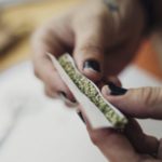 „Füves cigi” tekerő munkára keres alkalmazottat £10-os órabérét egy üzlet Angliában