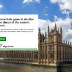 Elképesztő sebességgel gyűlnek a szavazatok, már közel 1 millió ember követeli a parlamenti választásokat Nagy-Britanniában