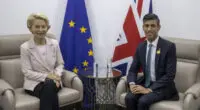 „A brit miniszterelnöknek új Brexit megállapodást kell kötnie az EU-val…”