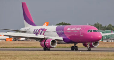 Komoly figyelmeztetést kapott a Wizz Air a késések és a ki nem fizetett ügyfelek miatt