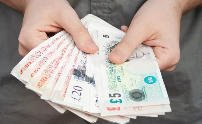 Mikor várható az újabb 900 font támogatás a Nagy-Britanniában élők millióinak 1