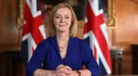 Nagy-Britannia fontolgatja, hogy csatlakozik az új „európai politikai közösséghez” újra szorosabbra húzva a szálakat az európai országokkal!