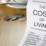 Több ezer fontot buktak a Nagy-Britanniában élők a megélhetési költségek miatt – itt van, mennyivel jártunk rosszabbul