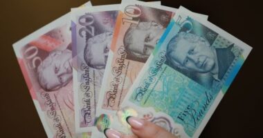 Több százezren jogosultak egy £1000-os összegre Nagy-Britanniában, de már csak pár hétig