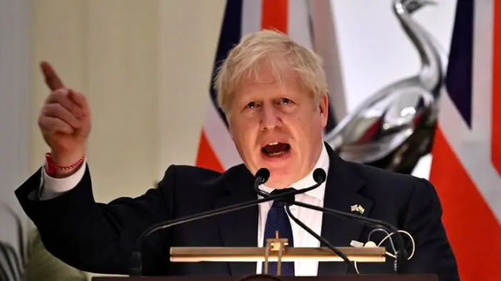 „Boris Johnson napjai meg vannak számlálva” – újabb bírságok és fotók jönnek, és rövidesen a leváltására irányuló szavazás következhet 1