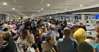 Káosz és 6 órás sorok jöhetnek az európai repülőtereken a nyáron az új EU-s rendszer miatt