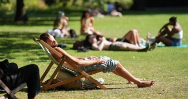 Az év első mini hőhulláma jöhet Angliában, Londonban 24C fölé is mehet a hőmérséklet néhány nap múlva