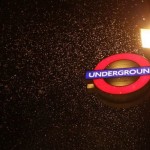 Ünnepi közlekedés és menetrendek Londonban: mi megy, mi nem, és mikor