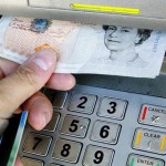 Így spórolhat akár £260-ot is, aki most bankot vált Angliában