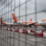 Házi készítésű bombát jelentettek az egyik Angliába tartó repülőjárat fedélzetén