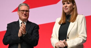 „Lejárt az idő” – komoly belső lázadás fenyegeti a brit kormányt, megosztottság és bukásveszély