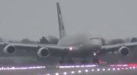 Szinte teljesen oldalra fordulva landolt egy repülő a hatalmas viharban London repterén 1