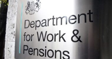 Hivatalos! Több, mint 50 ezer ember lesz jogosult akár több ezer fontos kártérítésre Nagy-Britanniában