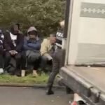 13 migránst találtak egy kamion hátuljában Angliában az M40-es autópályán
