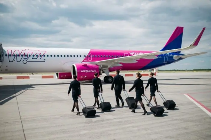 A Wizz Air ma bejelentette, hogy végleg megszünteti az egyik brit repülőtérről induló járatait, plusz figyelmeztetett a sztrájkok miatt 3