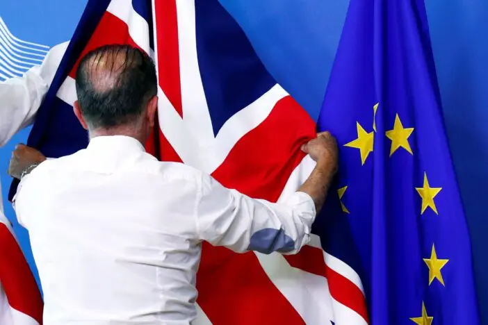 Fontos tárgyalások kezdődnek az EU és Nagy-Britannia közt - ami az angliai magyarok és sok más EU állampolgár számára is fontos lehet