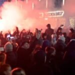 Durvul a helyzet a Lockdownok miatt Európában: tüzet nyitott a rendőrség a tüntetőkre Hollandiában