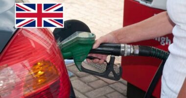 Nagyszerű hír az autósoknak: tovább esik az üzemanyag ára Nagy-Britanniában, 2 éve nem volt ilyen olcsó