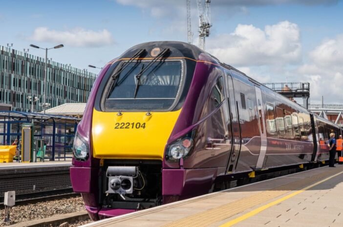 14 éves srácot gázolt halálra egy vonat Angliában, Nottingham mellett 14 éves srácot gázolt halálra egy vonat Angliában, Nottingham mellett