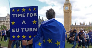Óriási fordulat: 632 választókerületből 4 kivételével mindenhol az Európai Unióhoz való visszatérést választanák Nagy-Britanniában
