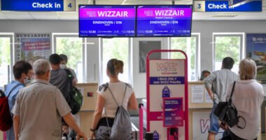 „A Wizz Air tévesen kifizettetett velem 106 fontot a becsekkolásért és nem hajlandók visszaadni”