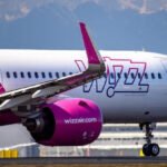 Újabb vizsgálat indult a Wizz Air ellen: több utas is panaszkodott, hogy az online jegyvásárlásnál extra díjak kifizetésére kényszerít a rendszer